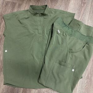 Figs Olive Green Scrub Set